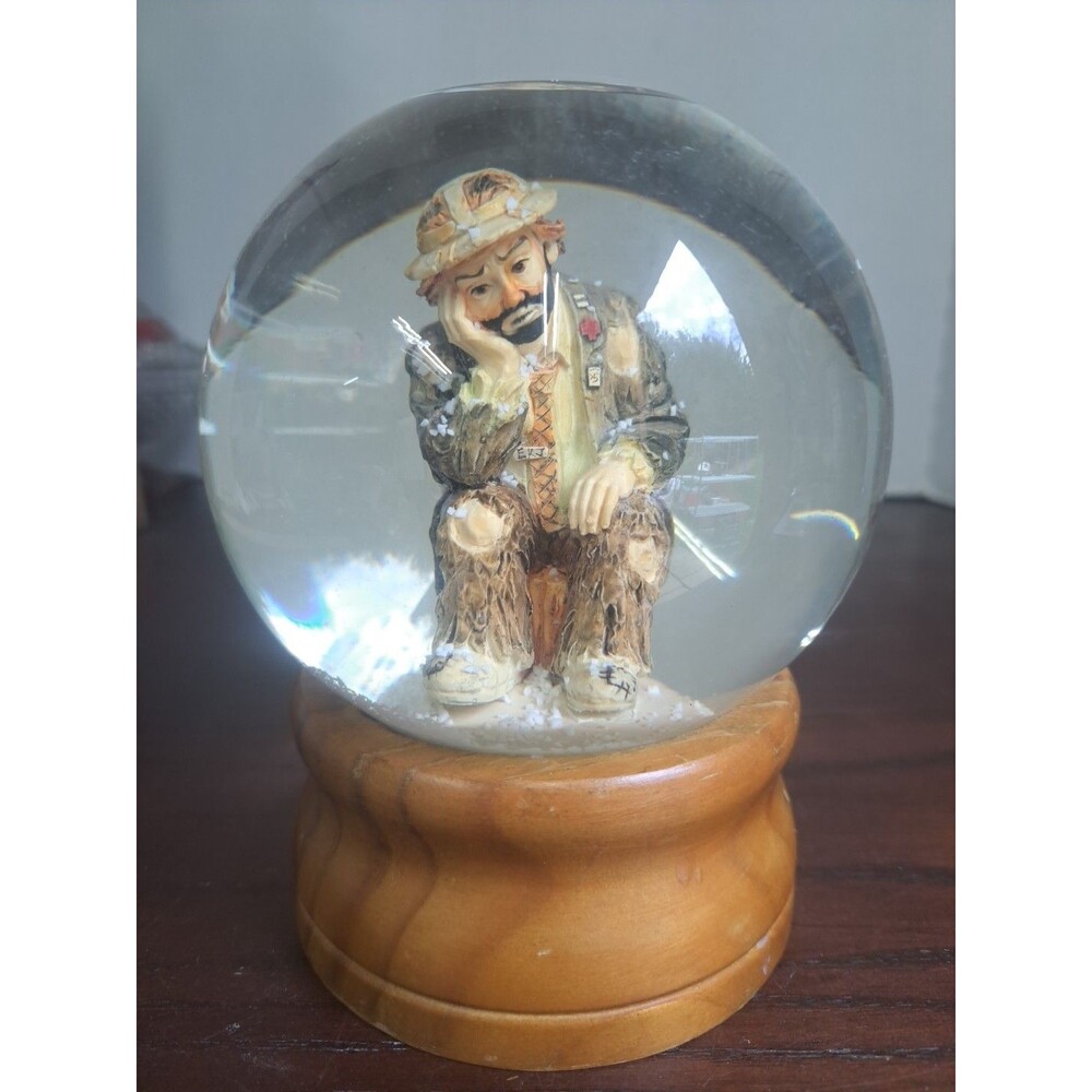 Vintage Emmett Kelly Jr  Collection Snowglobe With Wooden Base